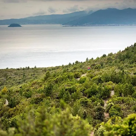 Pool & Seaview * Pietra Ligure